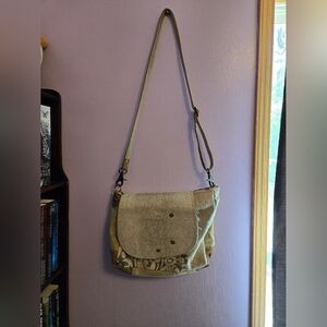 Myra Shoulder Bag